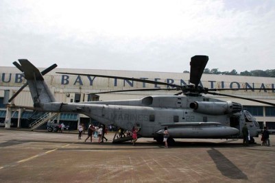 guests tour US military craft at Subic - mysubicbaydotcom